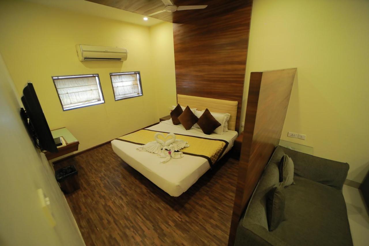 Vijaya Tej Clarks Inn Patna  Dış mekan fotoğraf