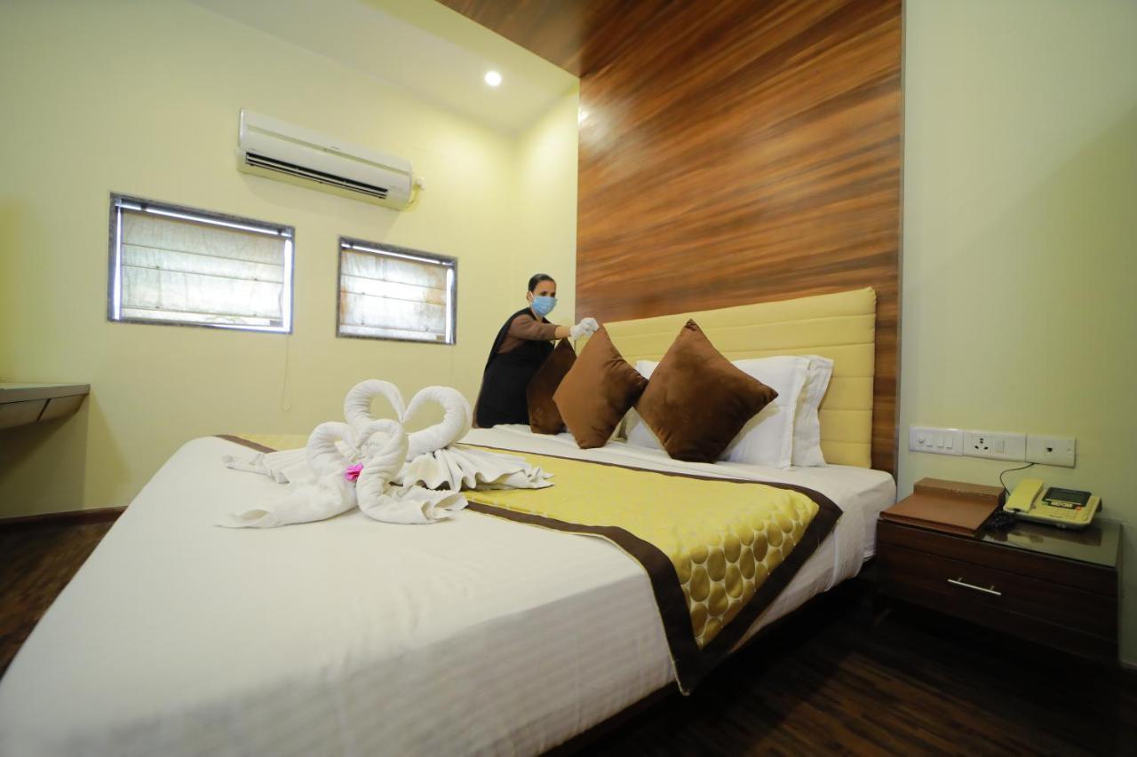 Vijaya Tej Clarks Inn Patna  Dış mekan fotoğraf