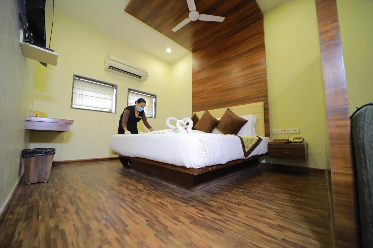 Vijaya Tej Clarks Inn Patna  Dış mekan fotoğraf